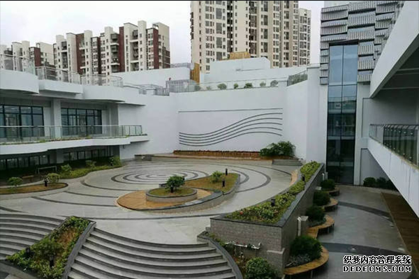 珠海金湾文化艺术中心采用ZTY型吊